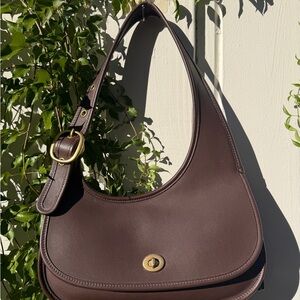 Coach Cashin Cresent Carry Bag